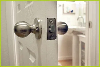 Expert Locksmith Services Pasadena, TX 713-470-0742 Expert Locksmith Services Pasadena, TX 713-470-0742 - 14-unlock-door