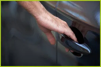 Expert Locksmith Services Pasadena, TX 713-470-0742 - 8-opening-car-locks